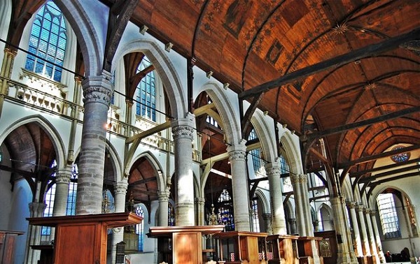 Старая церковь в Амстердаме
