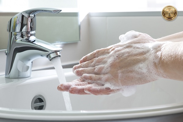 мытьё рук с мылом