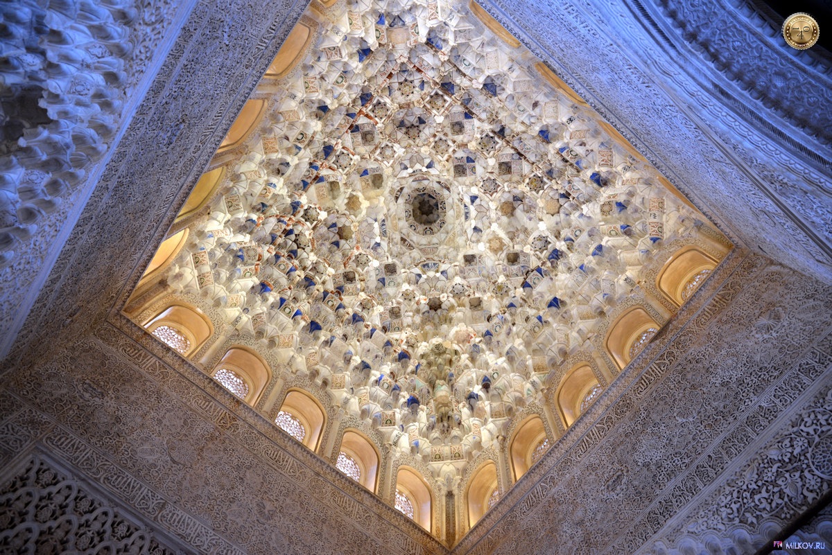 Потолок Зала Королей в Альгамбре, Гранада