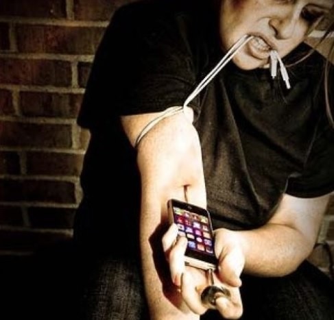 Телефонная зависимость сродни наркомании