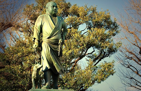 Памятник последнему сёгуну Сайго Такомори