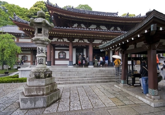 Храм Котоку-ин в г. Камакура