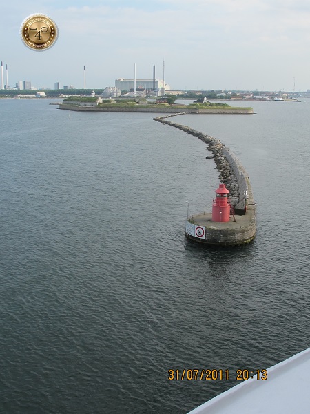 Пследний буй на выходе из порта Копенгаген