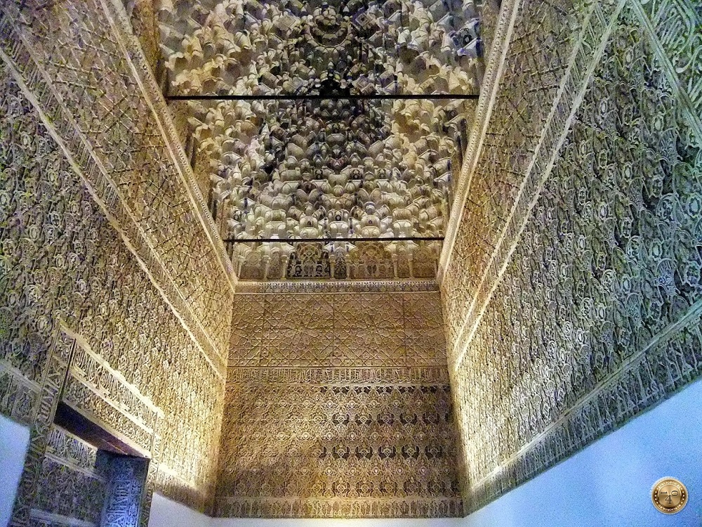 Зал с лоджиями в Альгамбре, Гранада