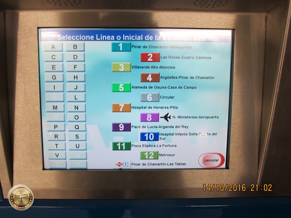 Дисплей в испанском метро