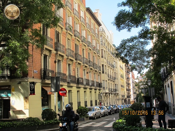 Живописная улица Мадрида