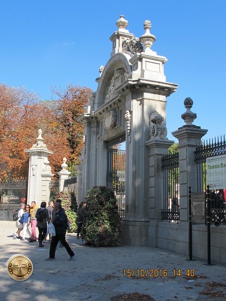 Ворота в парк Ретиро